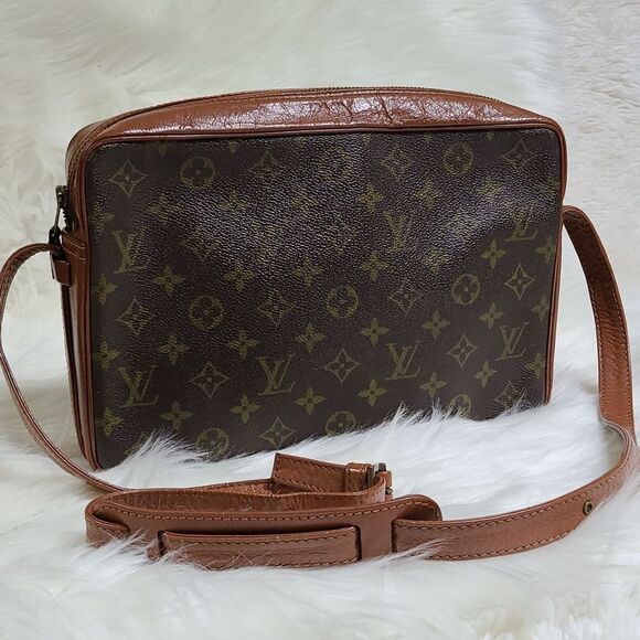💯 Authentic Louis Vuitton Handbag 🍀 - Picture 1 of 17